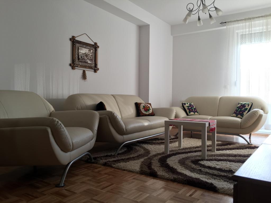 Apartment Gashi Prishtine Bagian luar foto
