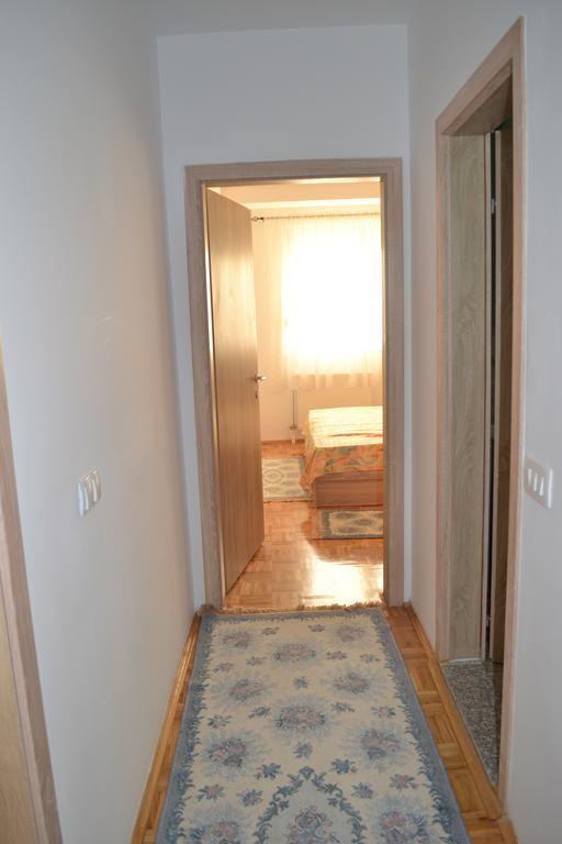 Apartment Gashi Prishtine Bagian luar foto